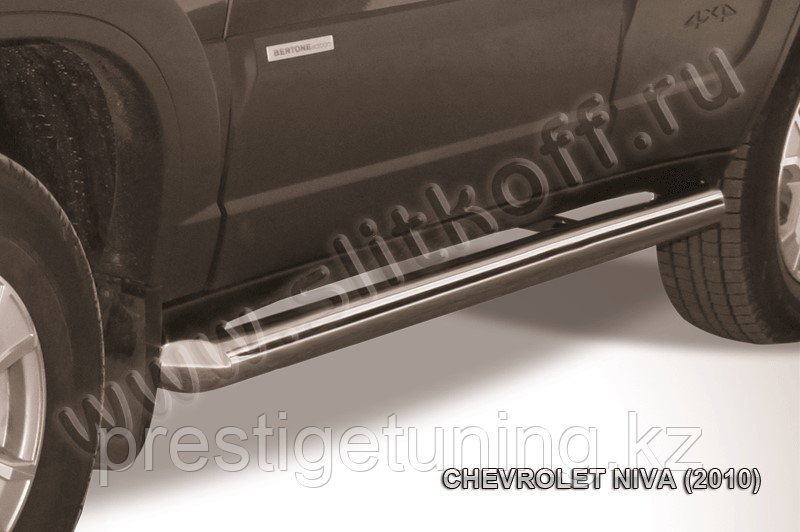 Защита порогов d76 труба Chevrolet Niva 2010-