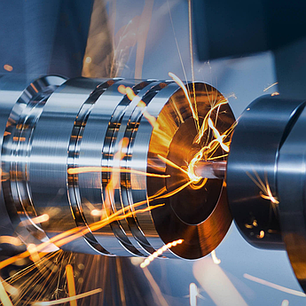 Обработка на токарном станке