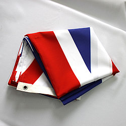 Пошив флагов методом аппилкации