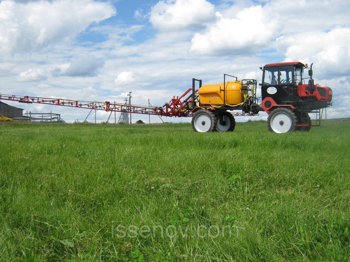 Опрыскиватель самоходный БЛ-3000, клиренс 1500 мм, привод 4*4, фото 1