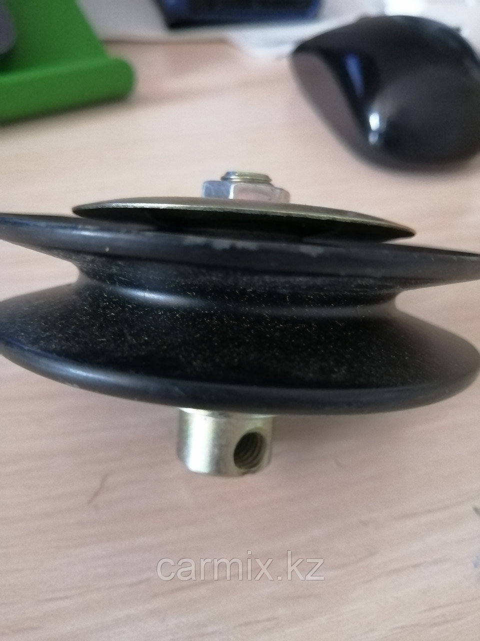 MB568933, MB609125 Ролик кондиционера MITSUBISHI PAJERO V23W, V25W, V32W, V43W, V45W, MONTERO SPORT K96W, фото 1