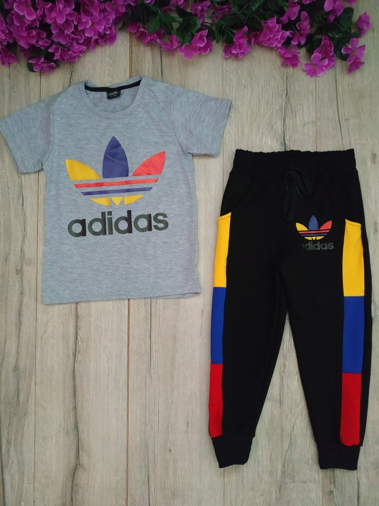 Спортивный костюм "Adidas", цвет серый 9-10 лет.