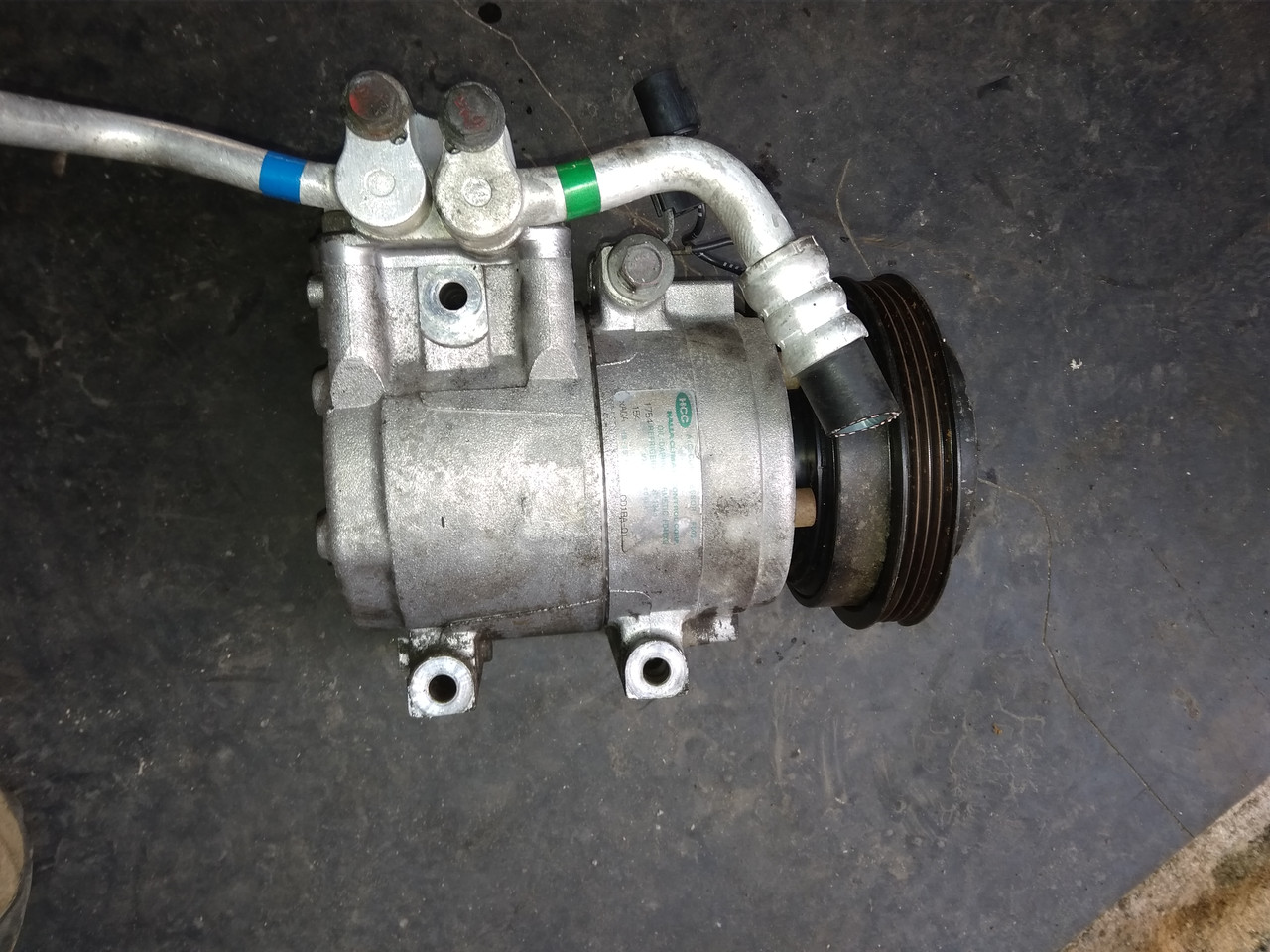 Компрессор кондиционера Hyundai Trajet, G4GC 2.0, фото 1