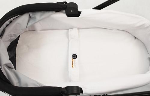 Люлька Valco baby Q Bassinet для Rebel Q, Trimod X, Snap 4 Ultra, Quad X  цвета в ассортименте