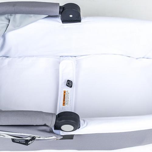 Люлька Valco baby Q Bassinet для Trimod X, Snap 4 Ultra, Quad X  цвета в ассортименте