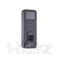 Hikvision DS-K1T804EF Терминал доступа со встроенными считывателями EM карт и отпечатков пальцев
