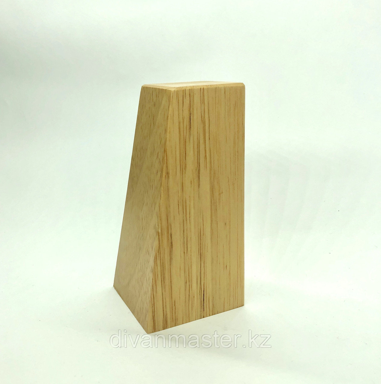 Ножка мебельная, деревянная . 12 см
