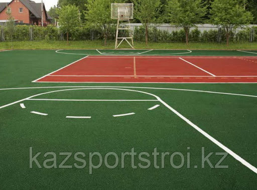 Монтаж баскетбольного поля из резинового покрытия