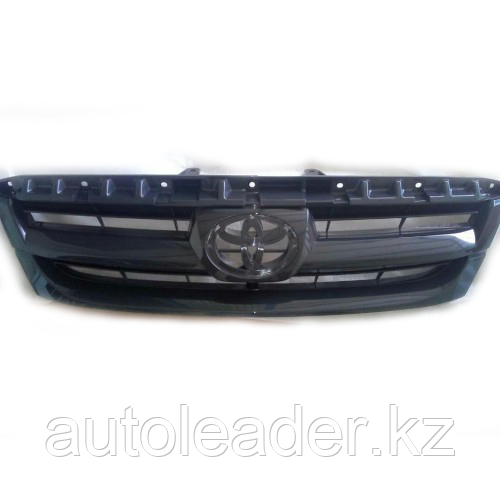 Решетка радиатора Fortuner 2004-2008