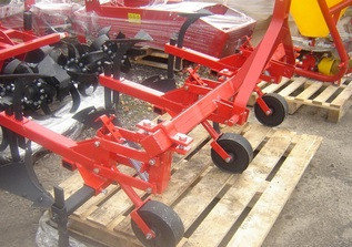 Окучник-полольник Wirax 2-х рядный