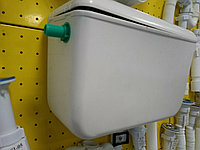 Бачок пластиковый для унитаза высокорасположенный белый боковой подвод