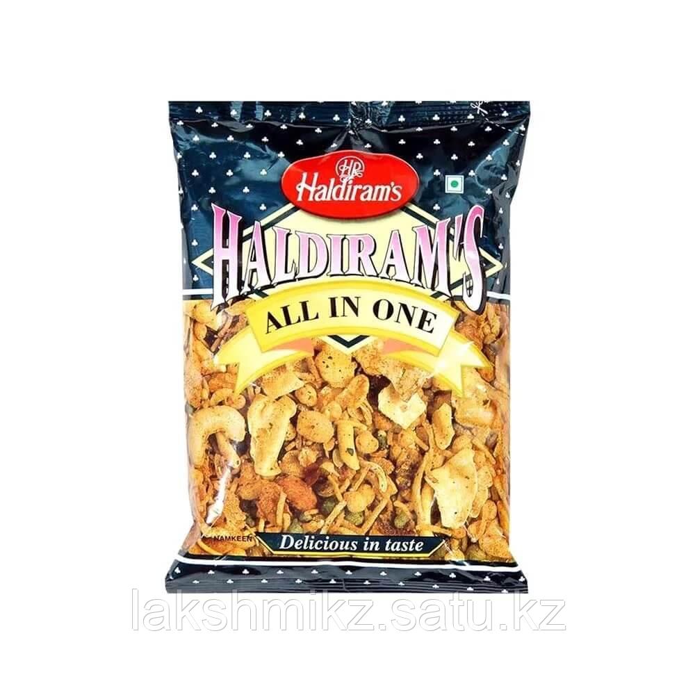 Индийская закуска Всё в одном, Халдирамс (HALDIRAM'S ALL IN ONE SPICY BLEND OF NOODLES, PULSES, PUFFED RICE, C