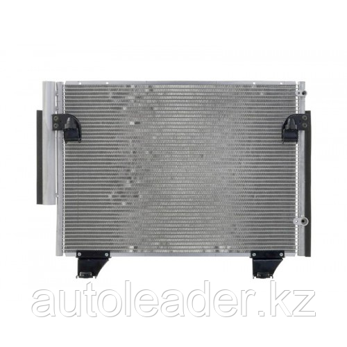 Радиатор кондиционера на Toyota Fortuner 2012-2015 гг.