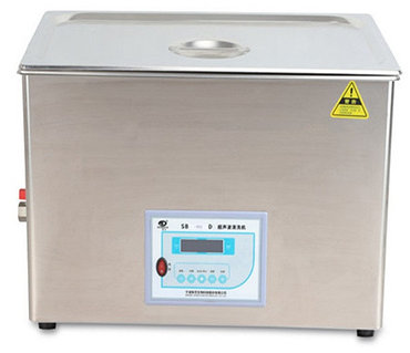 Жалаңаш дәрігер әйелдің видеосы