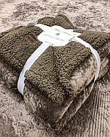 Покрывало-плед однотонное, велюровое, с имитацией шерсти мериноса.