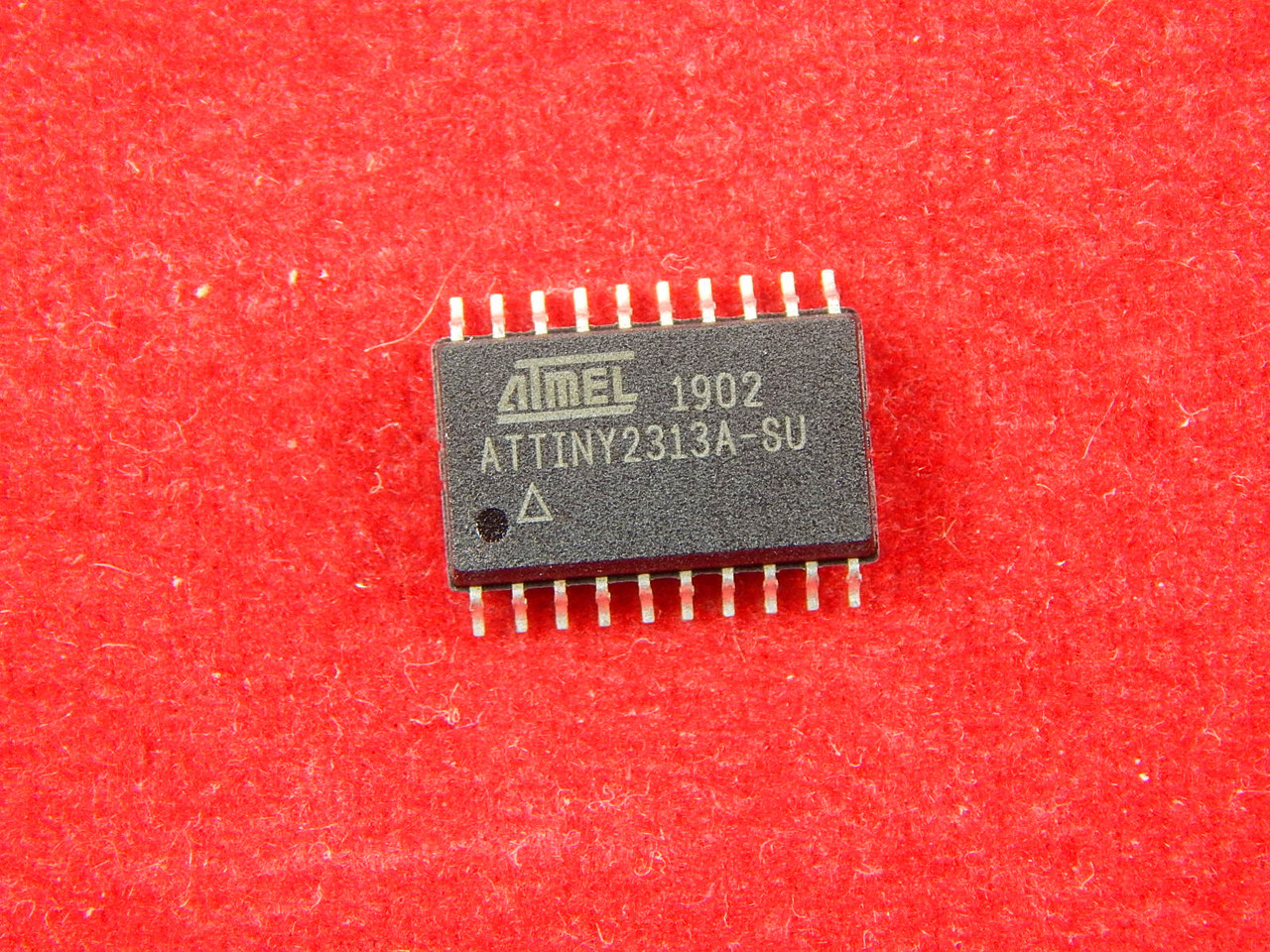 ATtiny2313A-SU, Микроконтроллер 8-Бит - фото 1 - id-p76715421
