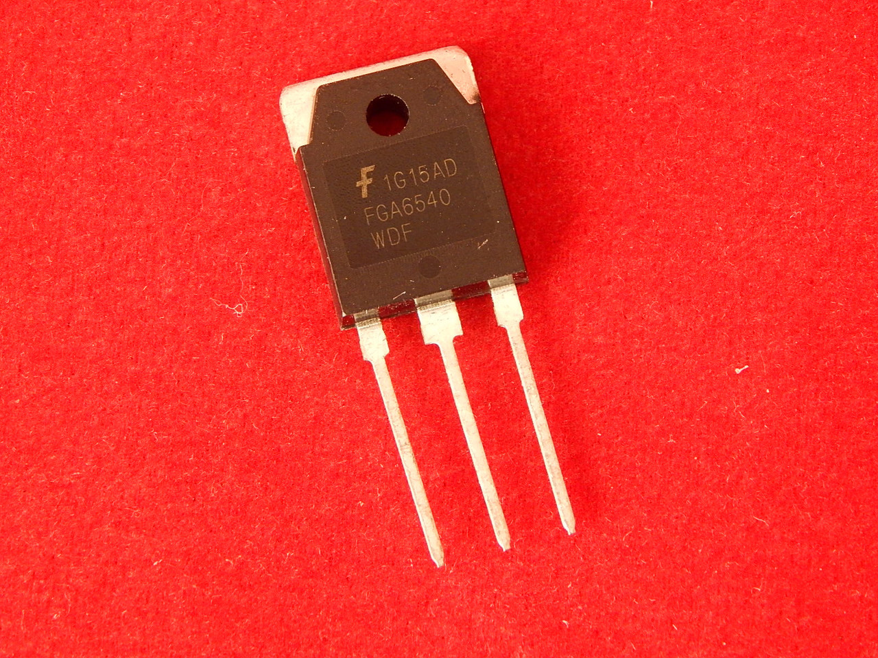 Транзистор FGA6540WDF, IGBT 650В 40А - фото 1 - id-p76715688