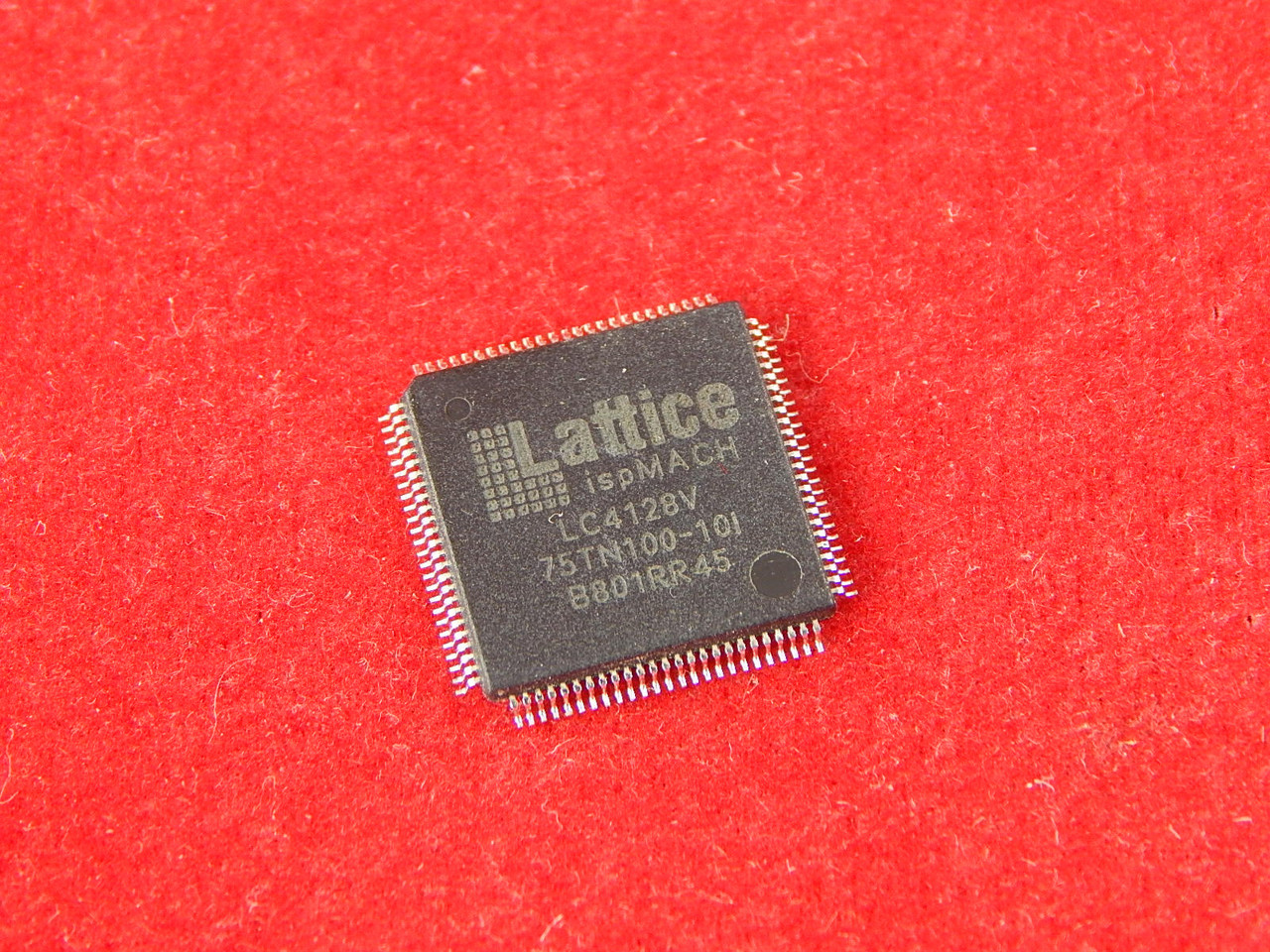 LC4128V-75TN100 Микросхема ПЛИС - фото 1 - id-p76715313