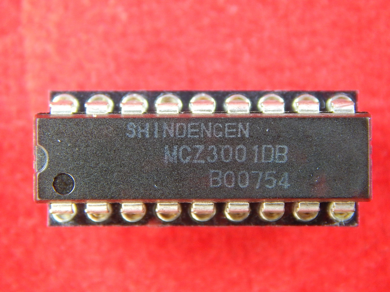 MCZ3001DB ШИМ-контроллер полумостовой с автогенератором - фото 1 - id-p76715350