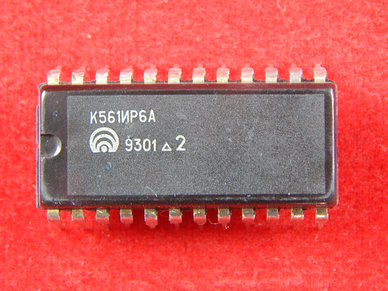 Микросхема K561ИР6А, 8-разрядный регистр сдвига - фото 1 - id-p76715363