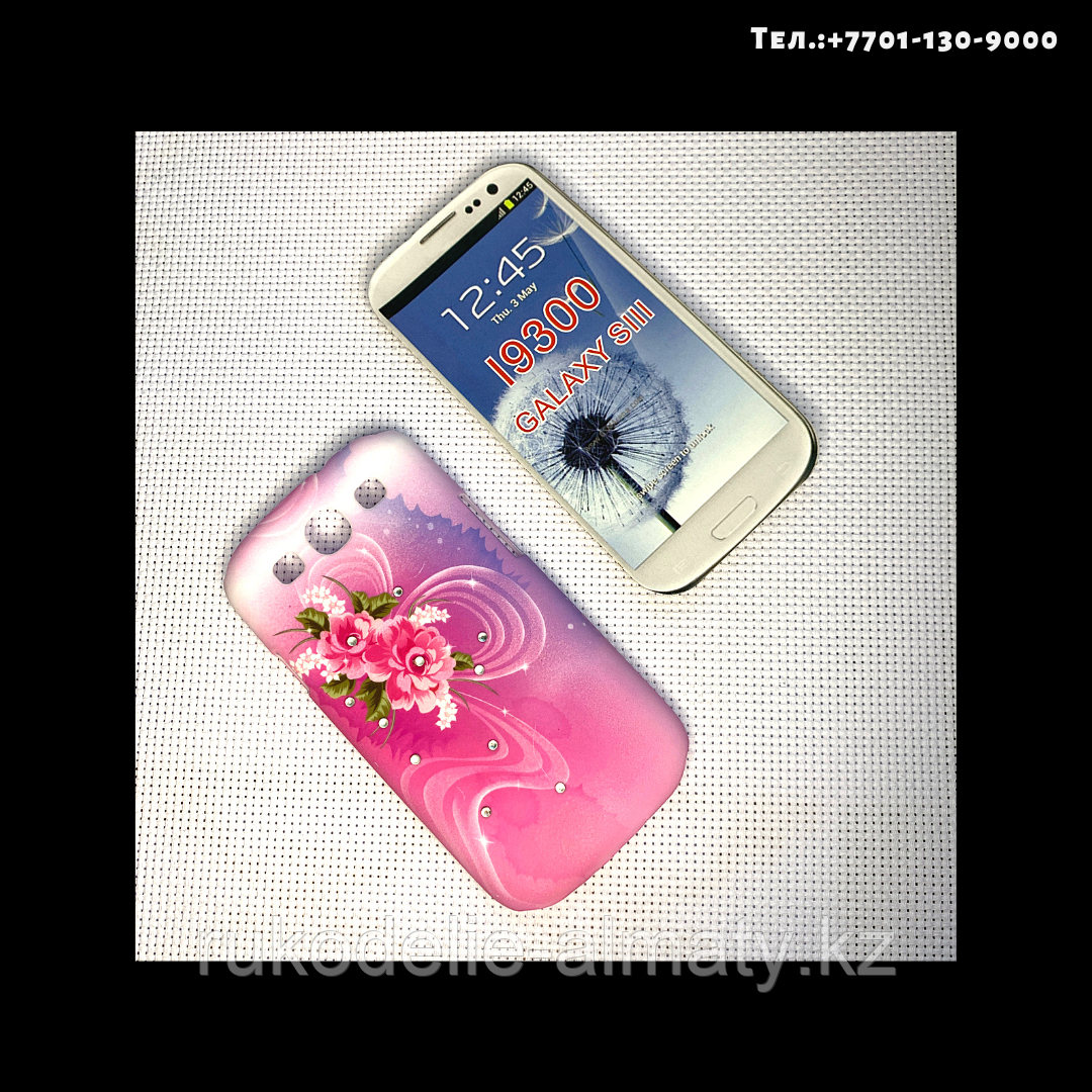 Чехол-крышка на телефон Samsung Galaxy S3/i9300 цветы на розовом - фото 1 - id-p76757431