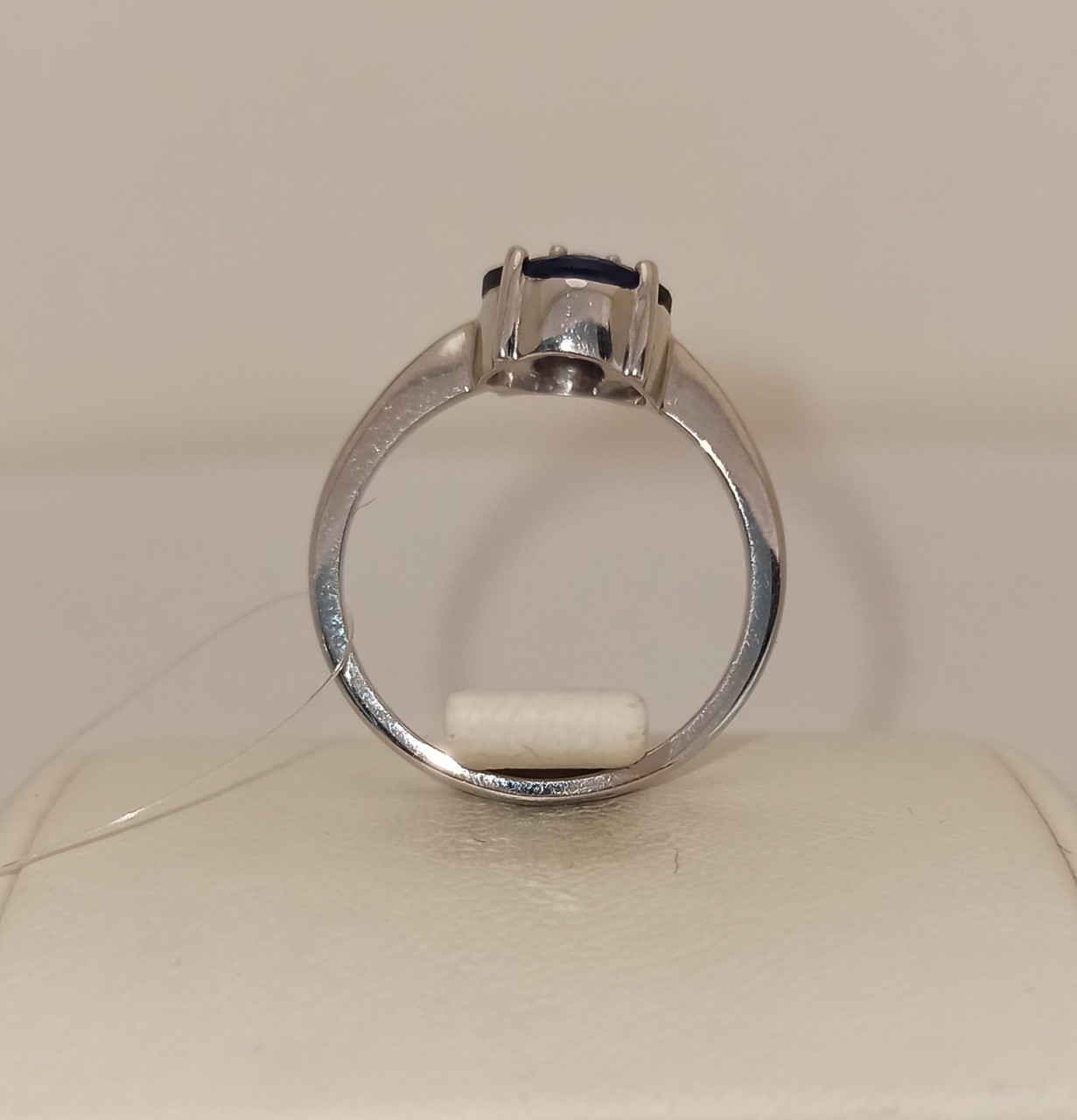 Серьги и кольцо с сапфиром и бриллиантами - фото 5 - id-p76961925