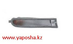 Поворотник бампера Toyota RAV-4 1995-1997/белый/правый/