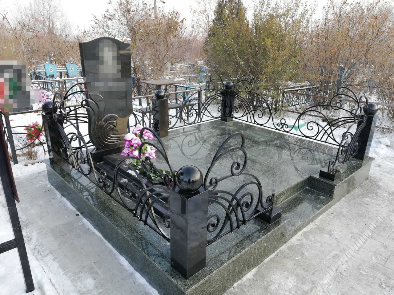 Памятники на могилу, облагораживание могил, строительство мемориальных комплексов на кладбище