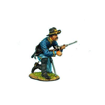 Коллекционный солдатик, Гражданская война США, Спешившийся Кавалерист перезаряжающийся на колене - фото 2 - id-p77086744