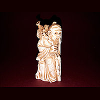 Окимоно Аи Цзы - дословно «учитель любви» Слоновая кость.