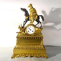 Каминные часы в стиле Карла X