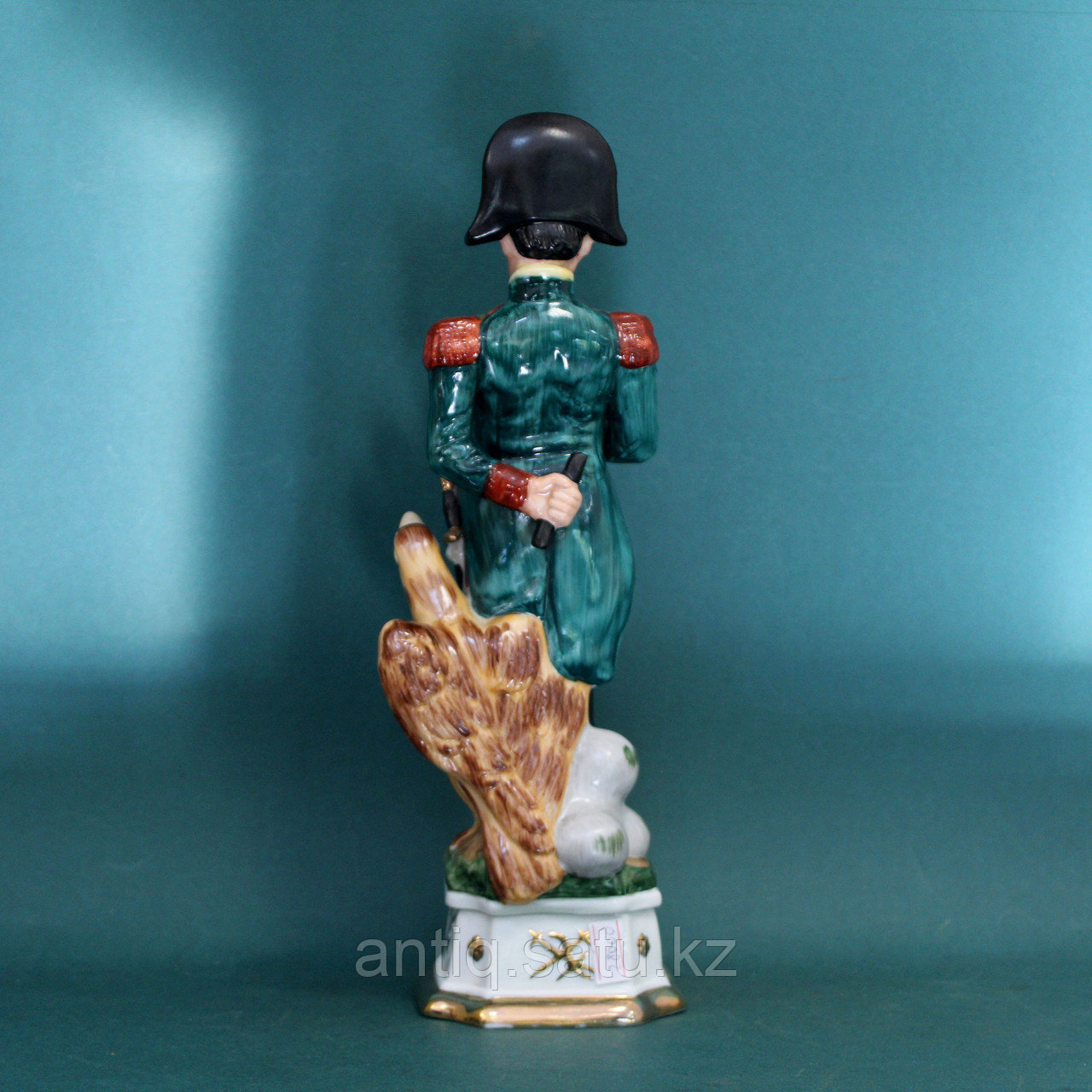 Фарфоровая статуэтка Наполеона - фото 4 - id-p77096581