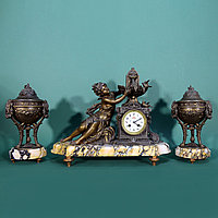 Часовой гарнитур в стиле Историзм  Часовая мастерская S. Marti  Скульптор – Hippolyte Francois Moreau (1832-19