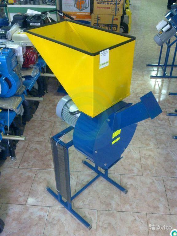 Измельчитель молотковый Кубанец 400 кг/час 2,2 кВт - фото 1 - id-p77100950