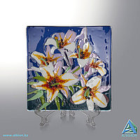 Стеклянная тарелка «Белые Лилии» (Сувенир)