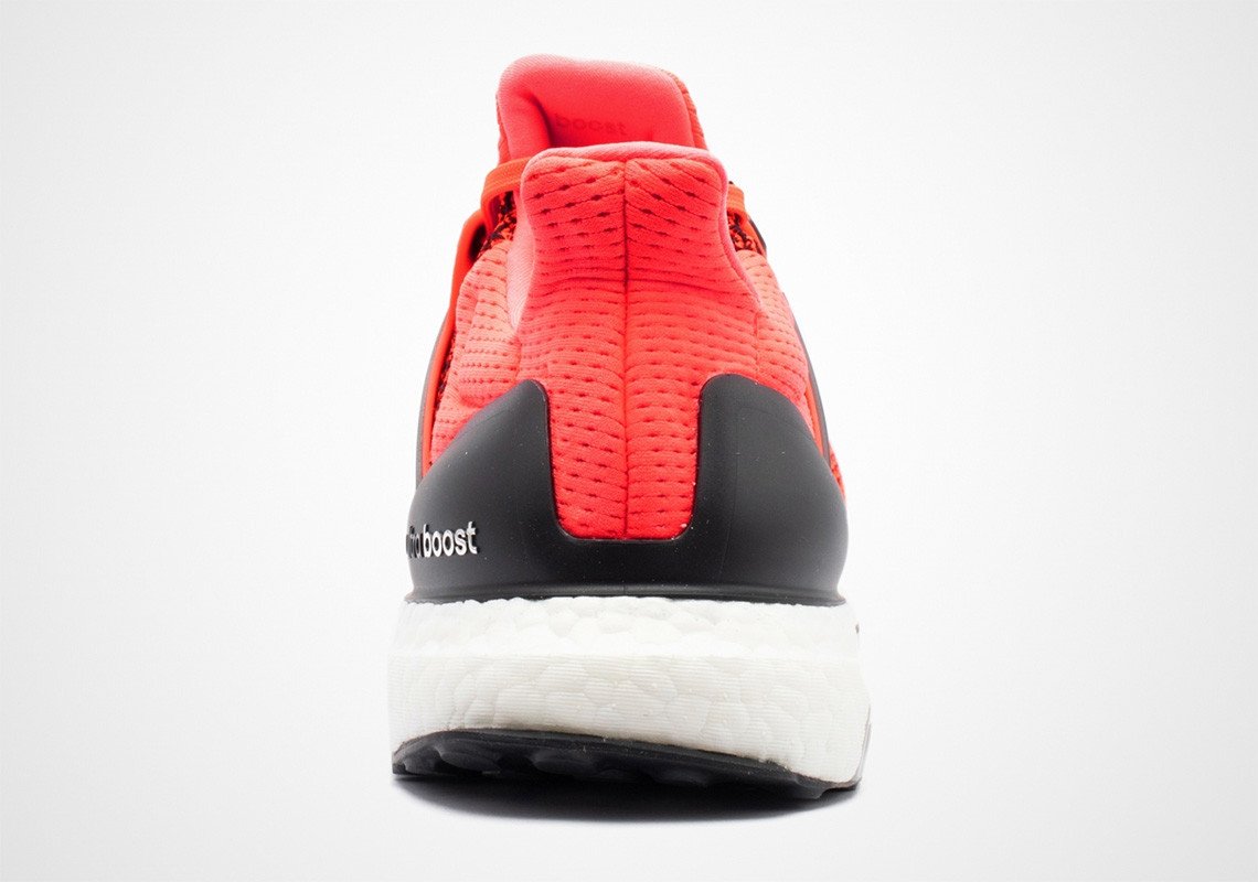 Кроссовки беговые Adidas Ultra Boost красные - фото 4 - id-p77619218