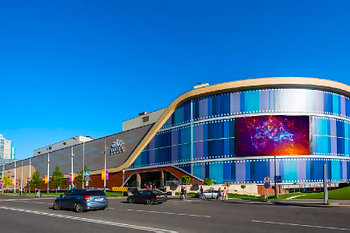 Реклама на Dostyk Plaza Западный Вход