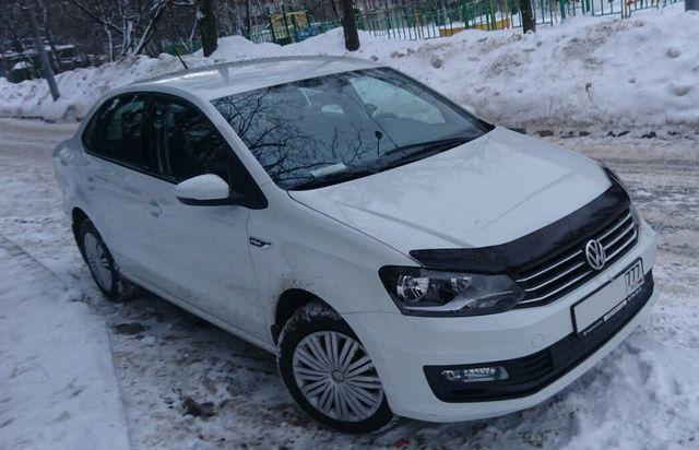 Мухобойка (дефлектор капота) Volkswagen Polo 2015+ хэтчбек