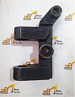 Стойка переднего цапфа