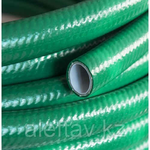 Шланг поливочный"Дачник" зелёный трёхслойный армированный полупрозрачный1/2дюйма или 13мм,25м