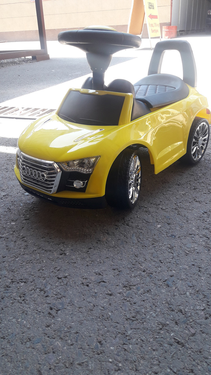 Детская каталка толокар Audi желтая, фото 1