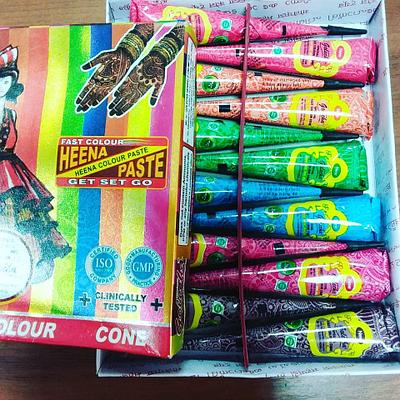 Максимнің жалаңаш кискасы желіде