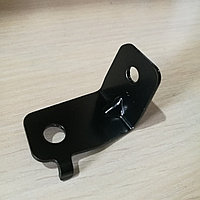 8652A011 Кронштейн датчика высоты подвески задней MITSUBISHI PAJERO IV, ORIGINAL