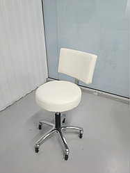 Парикмахерский стул белый для мастера М-1
