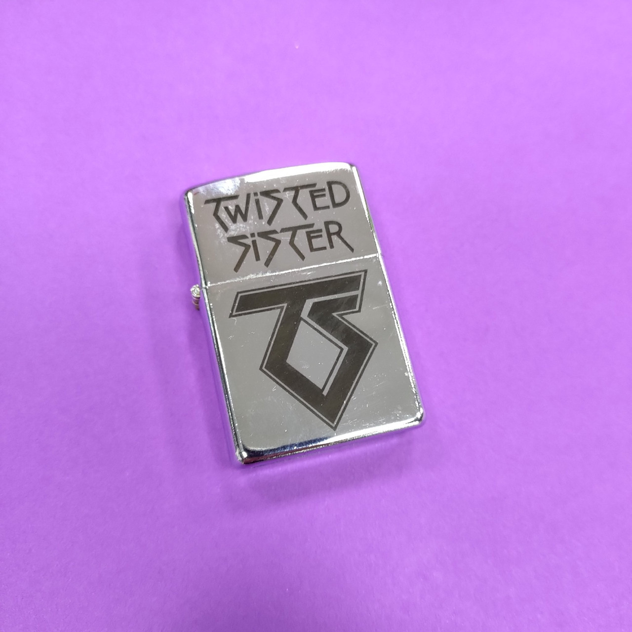 Зажигалка Twisted Sister