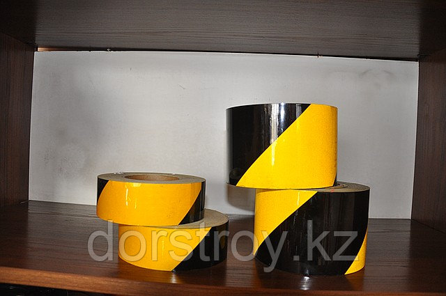 Лента светоотражающая черно желтая Для строительных объектов - фото 2 - id-p78082863