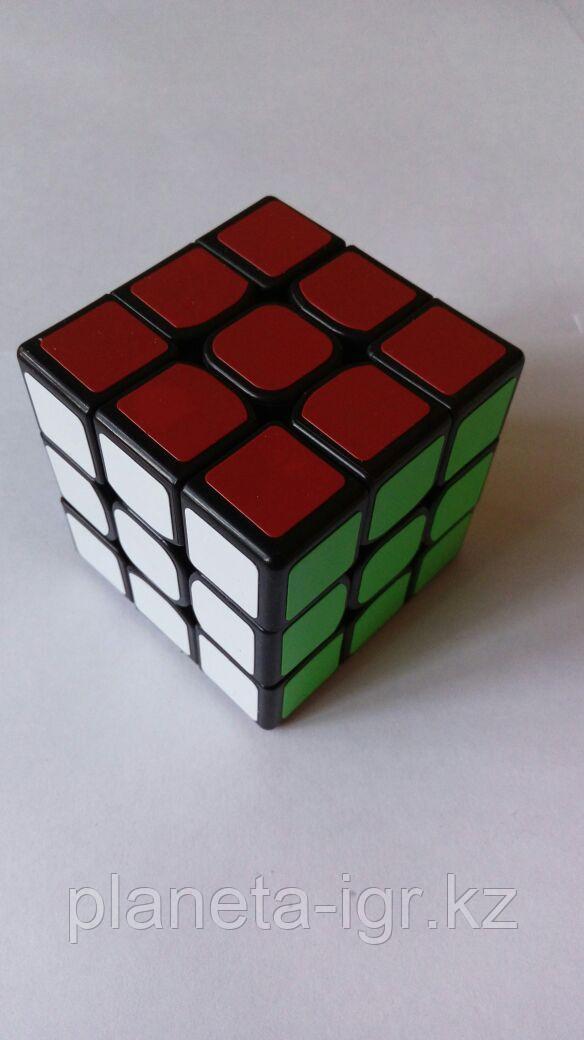 3D puzzle cube Moyu Guanlong  с гранями  белого и черного  цвета