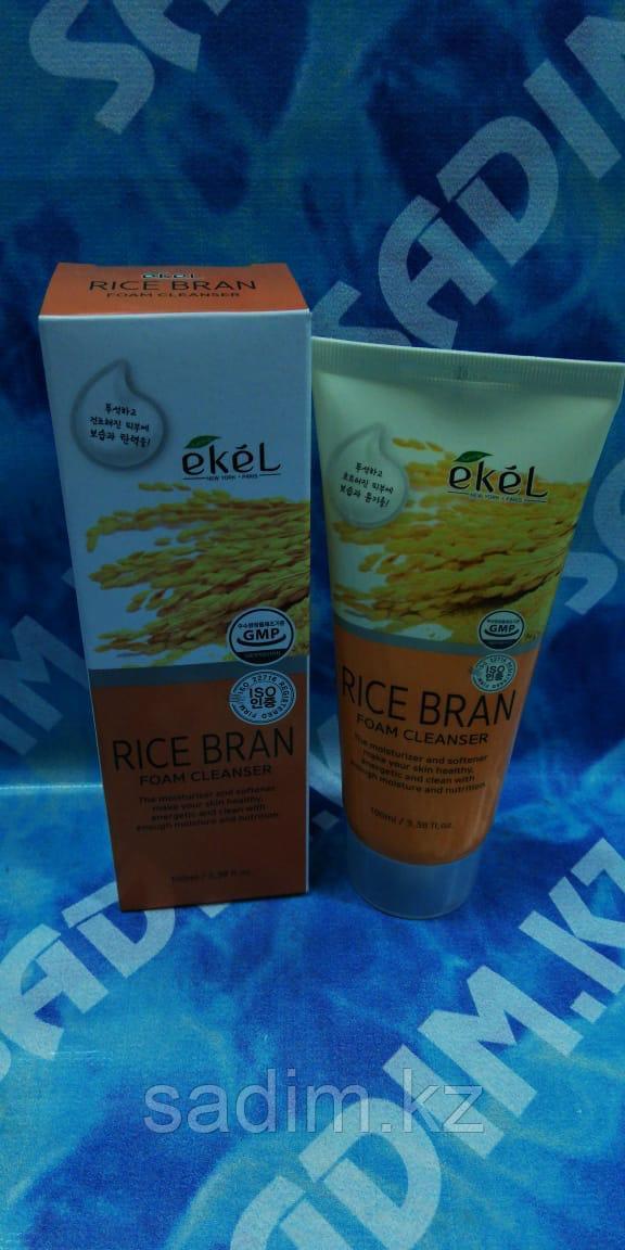 Ekel Rice Bran Foam Cleanser 100 мл Пенка для умывания с экстрактом коричневого риса