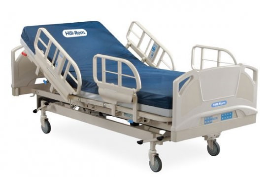 Кровать медицинская функциональная Centuris P750 с принадлежностями, HILL-ROM Services Pte. Ltd., США.