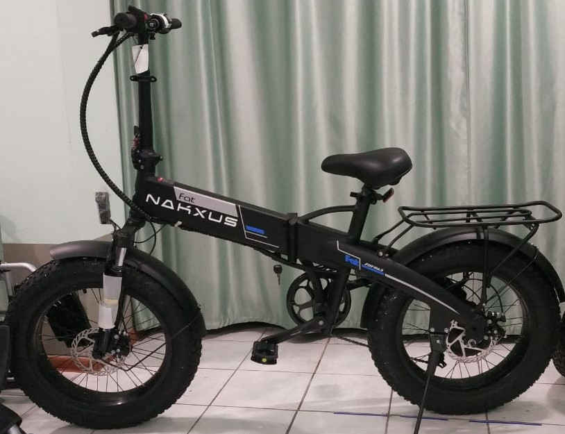 48v 350w, аккум. Li-ion 48v 10 A/H. Электровелосипед складной. Колеса 20*4".